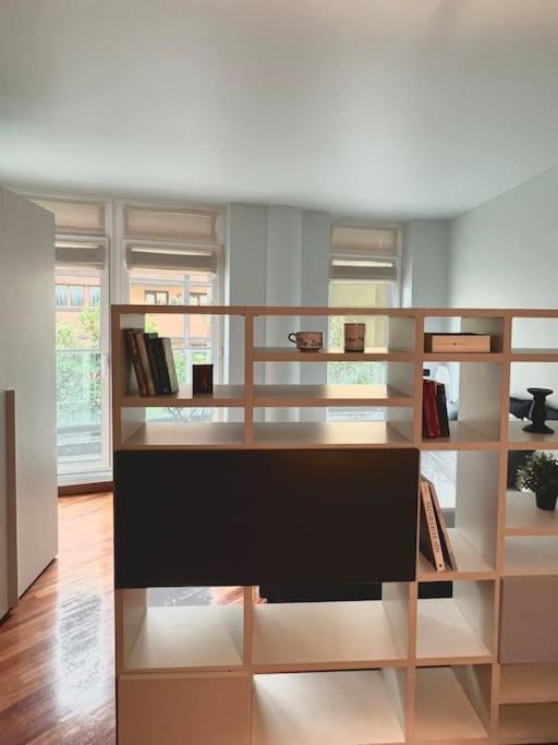 The Boutique Houses - Downtown - Close To Bocconi University Milan Bagian luar foto