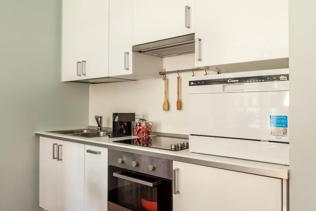 The Boutique Houses - Downtown - Close To Bocconi University Milan Bagian luar foto