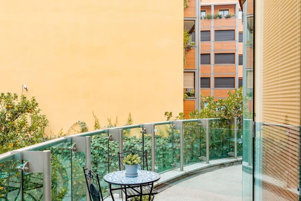 The Boutique Houses - Downtown - Close To Bocconi University Milan Bagian luar foto